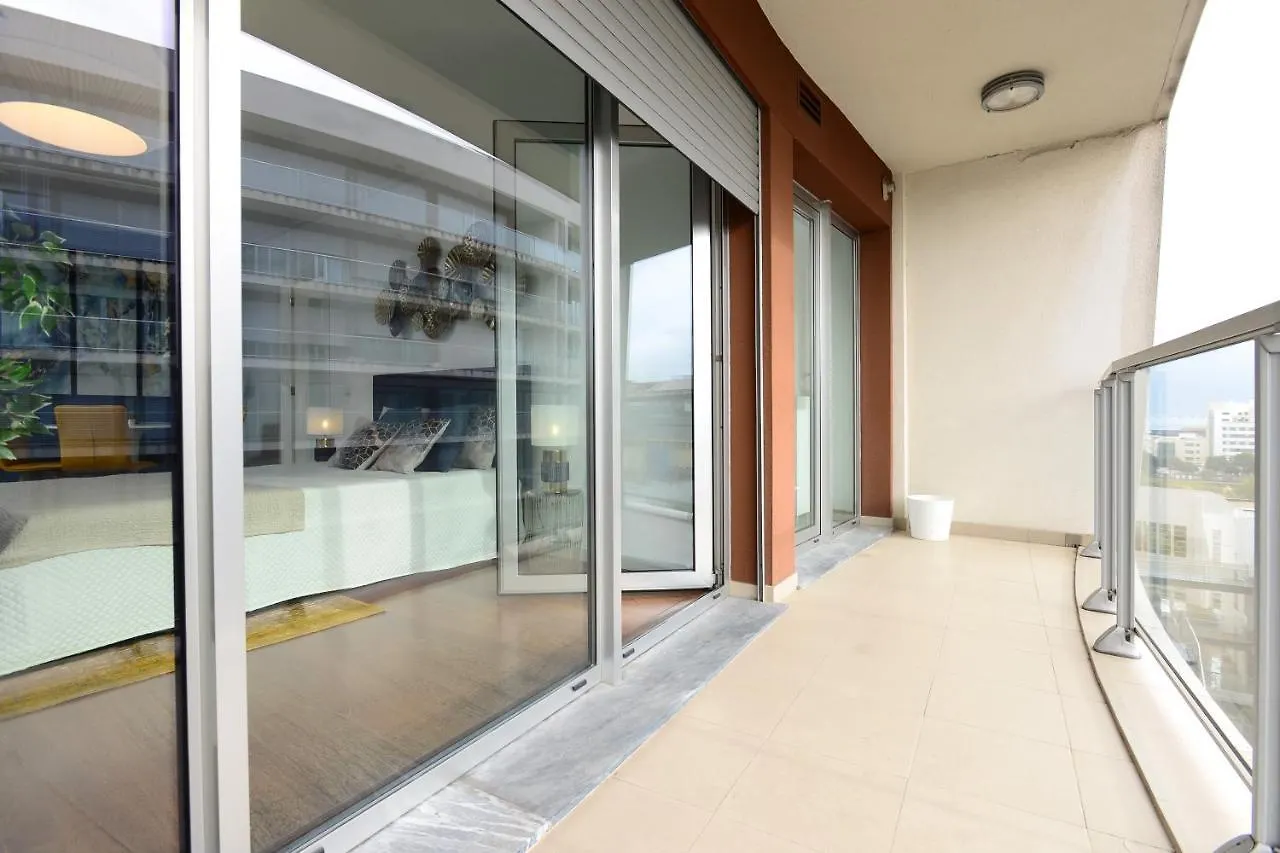 Apartament New Loft With Swimming Pool At Parque Das Nacoes! Lizbona