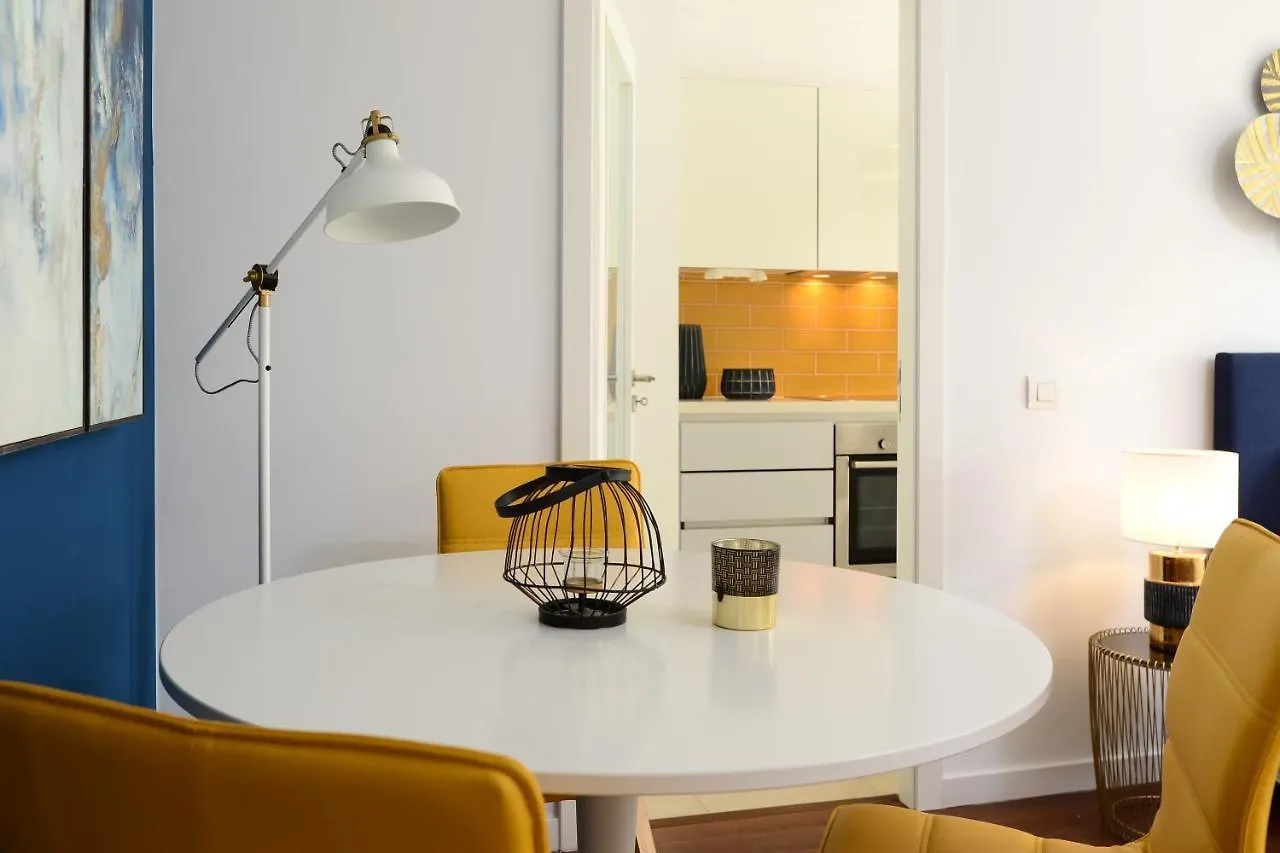 Ferienwohnung New Loft With Swimming Pool At Parque Das Nacoes! Lissabon 0*,